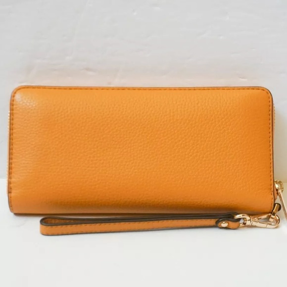 MICHAEL KORS JET SET TRAVEL LARGE CONTINENTAL WALLET $228 - Picture 2 of 12